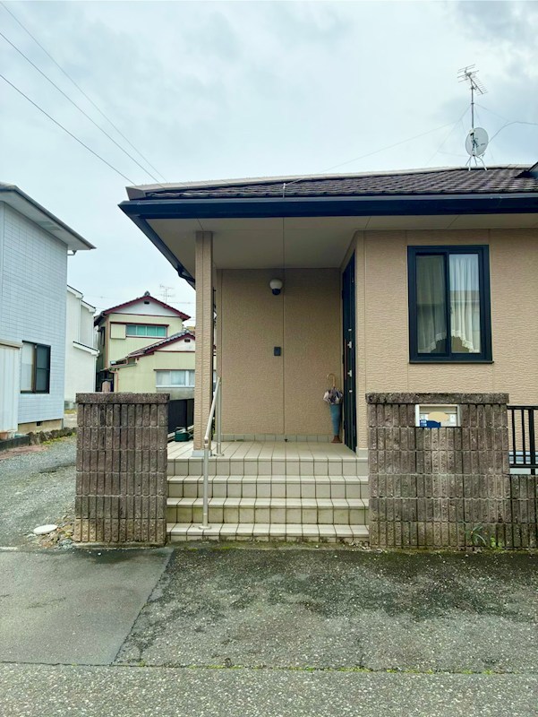 清水区村松原二丁目　中古戸建 現地写真（玄関）