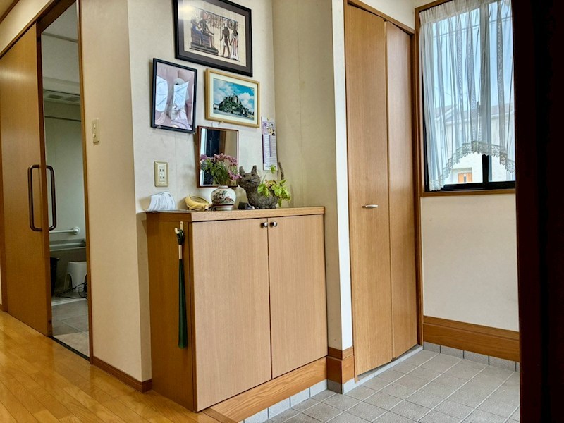 清水区村松原二丁目　中古戸建 現地写真（玄関）