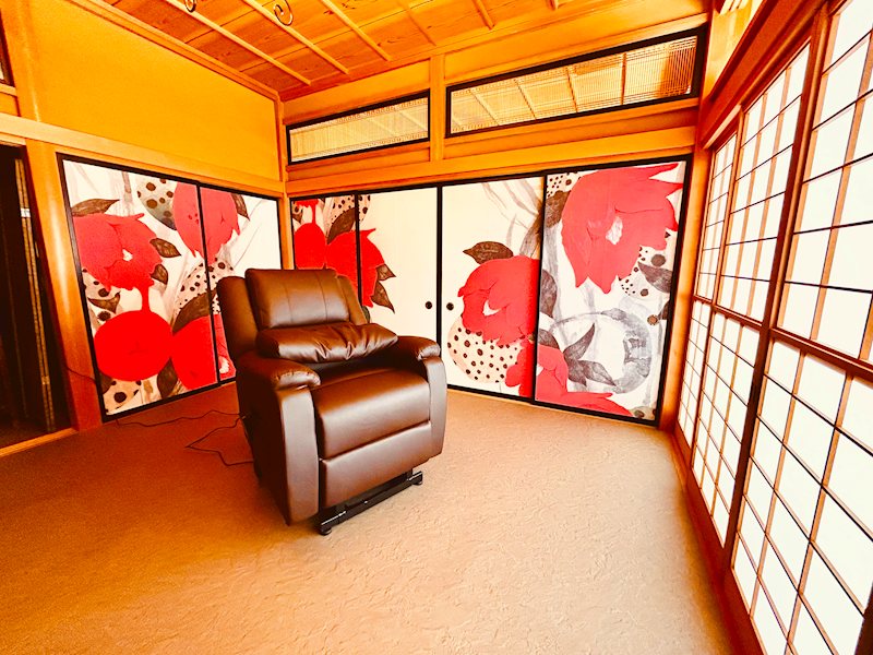 藤枝市藤岡2丁目　中古戸建 内観写真（リビング以外の居室）
