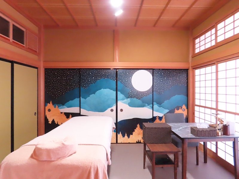 藤枝市藤岡2丁目　中古戸建 内観写真（リビング以外の居室）