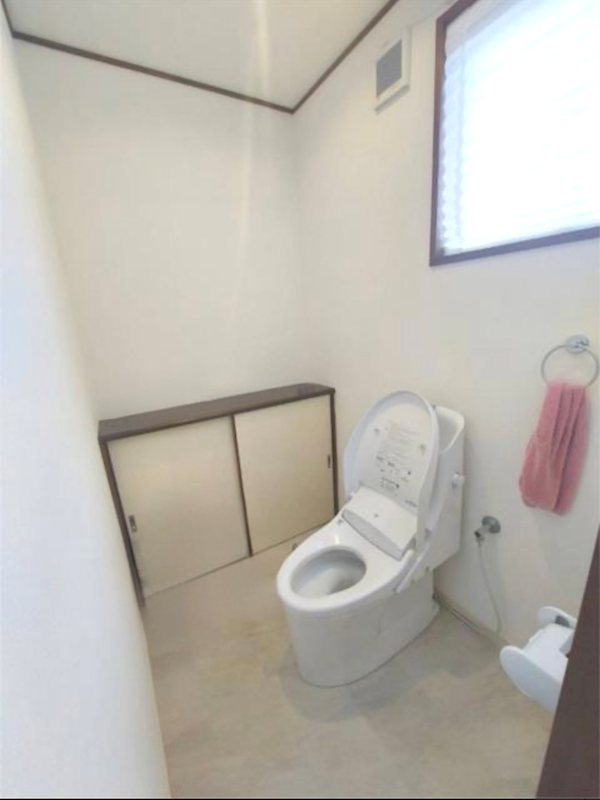 藤枝市藤岡2丁目　中古戸建 内観写真（トイレ）