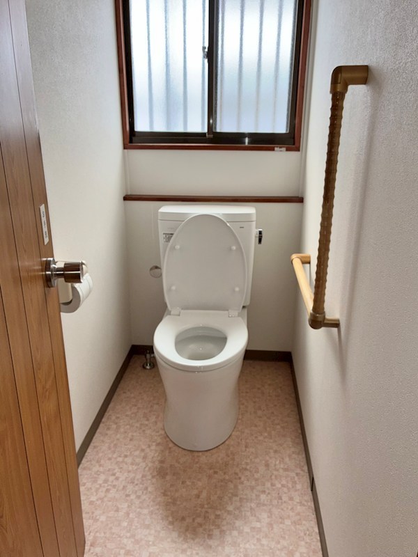 瀬名川3丁目　中古戸建 内観写真（トイレ）