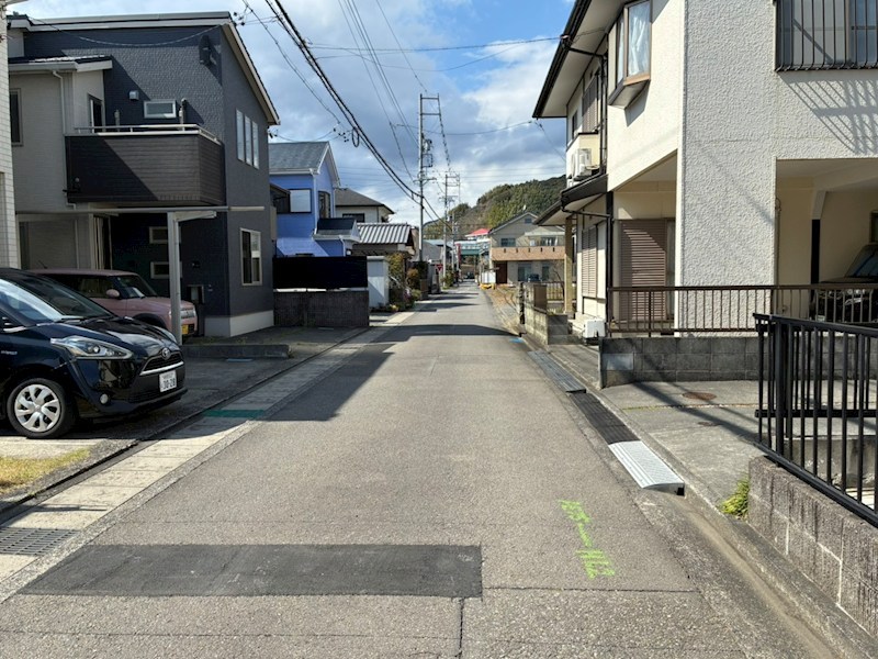 瀬名川3丁目　中古戸建 現地写真（前面道路含む現地写真）