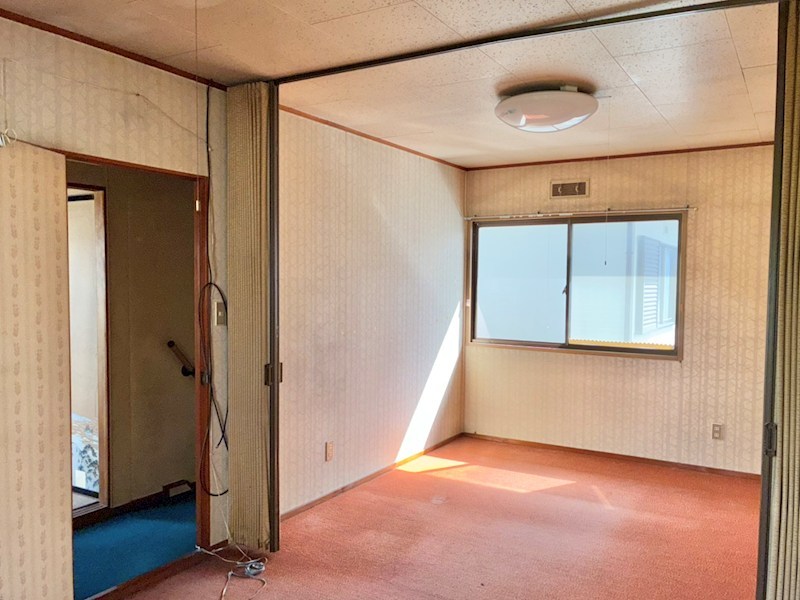 瀬名川3丁目　中古戸建 内観写真（リビング以外の居室）