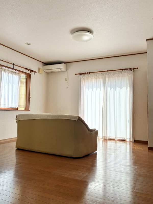 清水区幸町　戸建 内観写真（リビング）