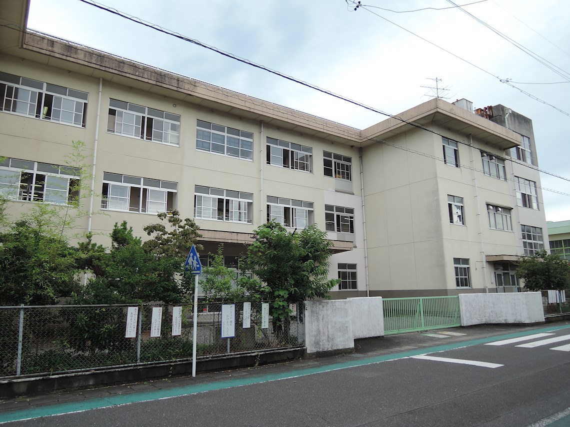 駿河区富士見台二丁目　土地 小学校