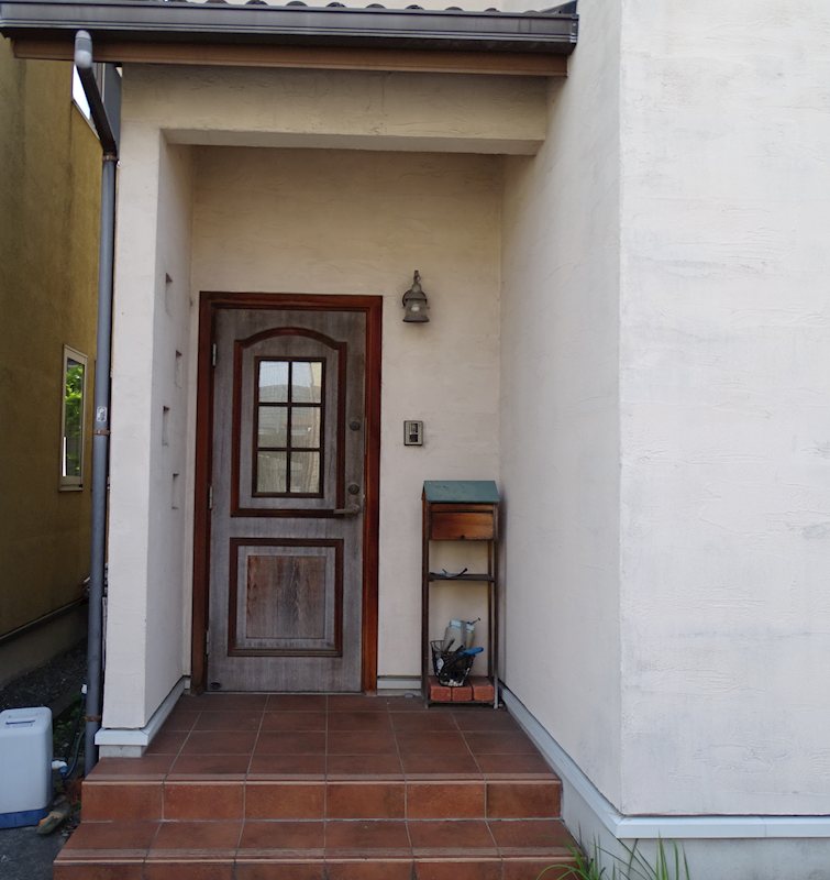 西脇中古戸建 現地写真（玄関）