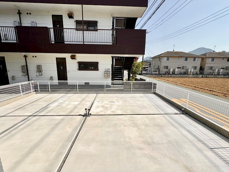 静岡県伊豆の国市天野101-4 現地写真（庭）