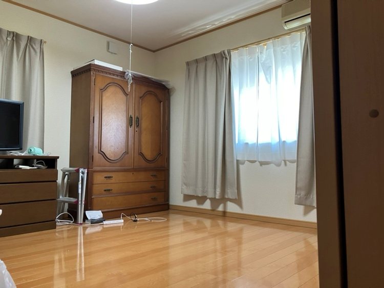 草薙二丁目　戸建 内観写真（リビング以外の居室）