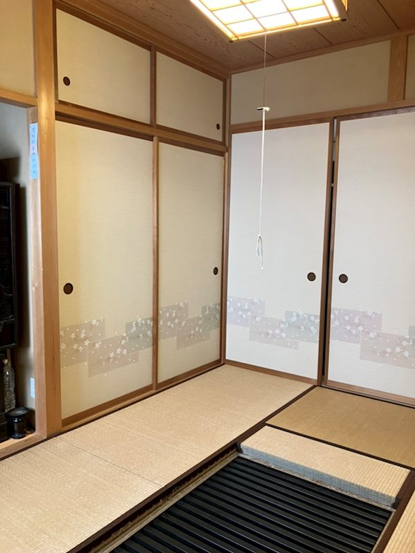 草薙二丁目　戸建 内観写真（リビング以外の居室）