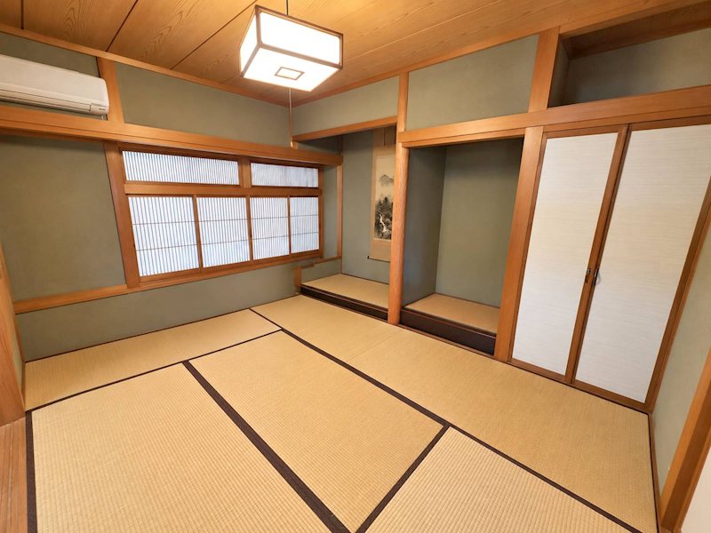 藤枝市田沼3丁目　中古戸建 内観写真（リビング以外の居室）