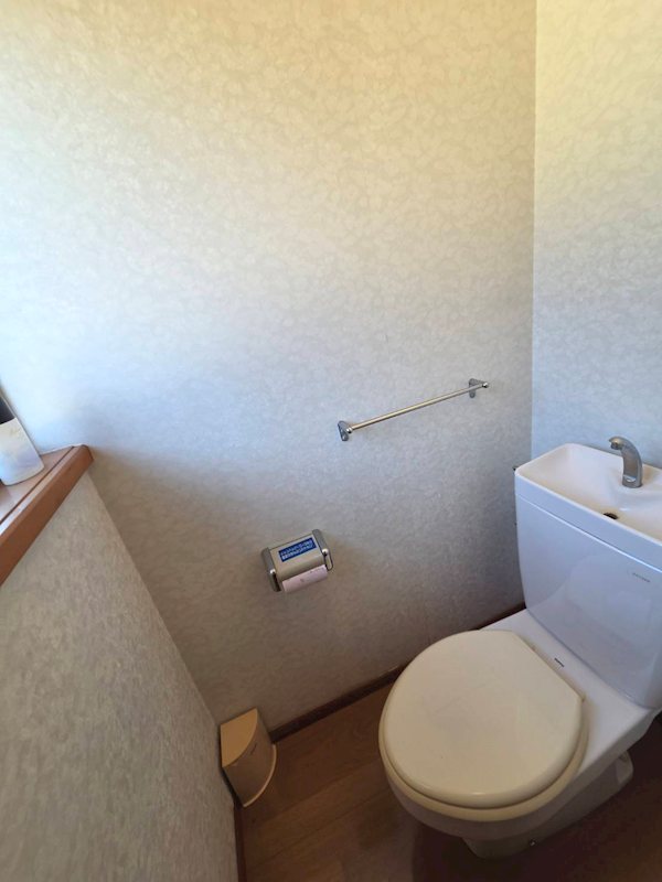 藤枝市田沼3丁目　中古戸建 内観写真（トイレ）