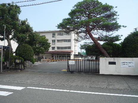 サーパス藤枝青木中央公園404 小学校