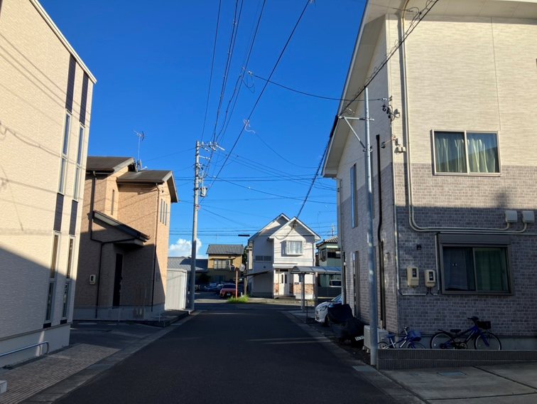 藤枝市高柳一丁目 現地写真（前面道路含む現地写真）