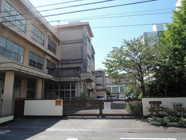 プレミスト静岡 小学校