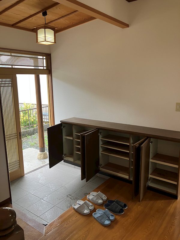 藤枝市大洲四丁目 現地写真（玄関）