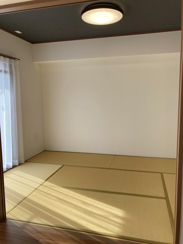 ベルメゾン二日町1番館 内観写真（リビング以外の居室）