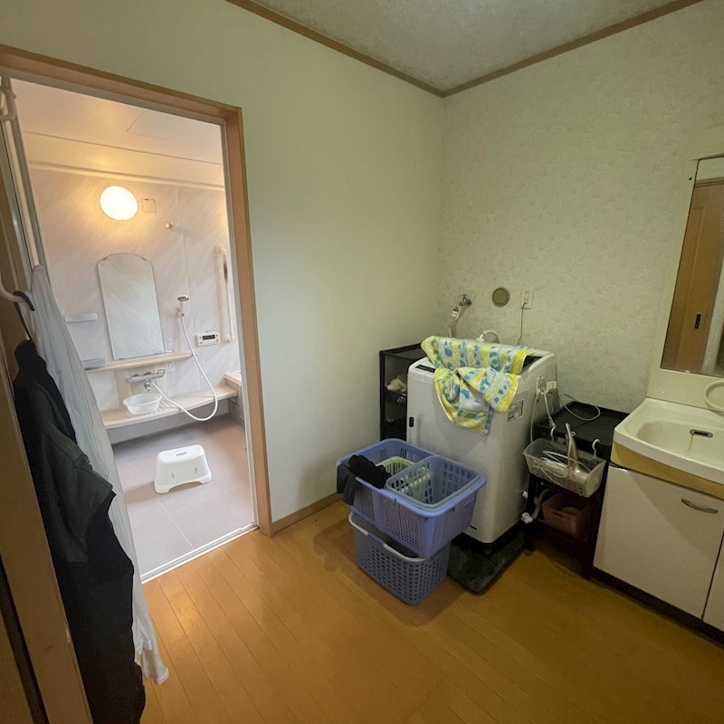 静岡県静岡市駿河区広野３丁目3-3 内観写真（洗面台・洗面所）