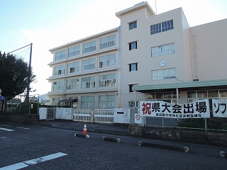 静岡県静岡市駿河区広野３丁目3-3 中学校