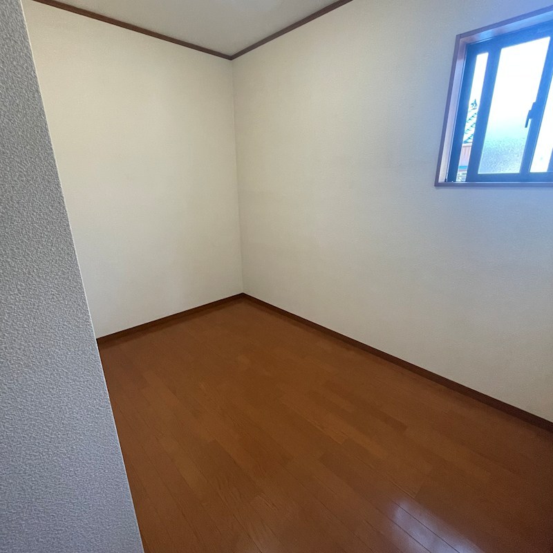 中吉田11-4　中古戸建 内観写真（子供部屋）