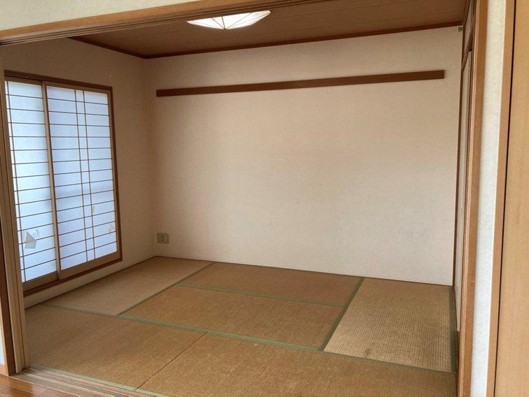 シャリエ三島松が丘 内観写真（リビング以外の居室）