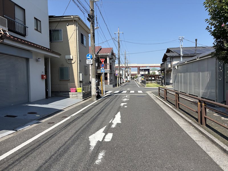 足立区鹿浜2丁目土地 現地写真（前面道路含む現地写真）