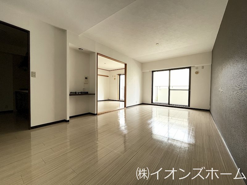 愛知県日進市栄１丁目 内観写真（リビング）