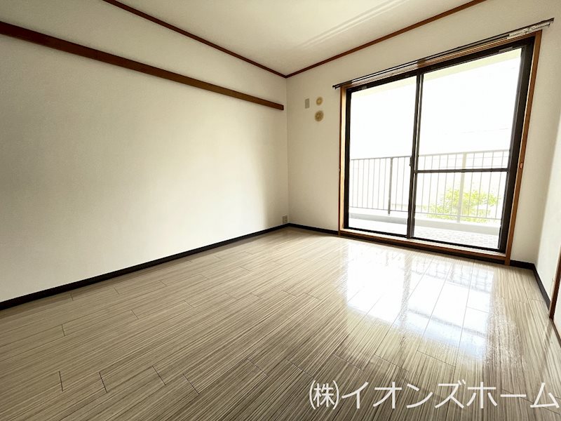 愛知県日進市栄１丁目 内観写真（リビング以外の居室）
