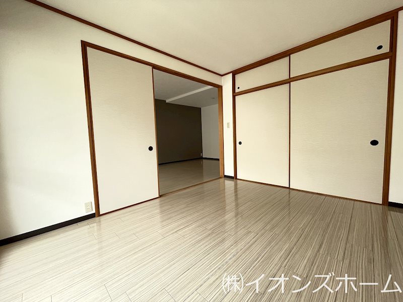 愛知県日進市栄１丁目 内観写真（リビング以外の居室）