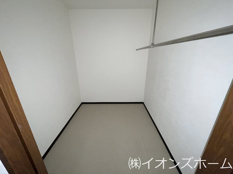 愛知県日進市栄１丁目 内観写真（収納）