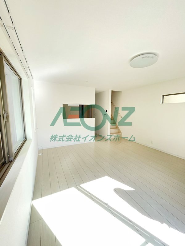 愛知県名古屋市港区大手町２丁目 内観写真（リビング）
