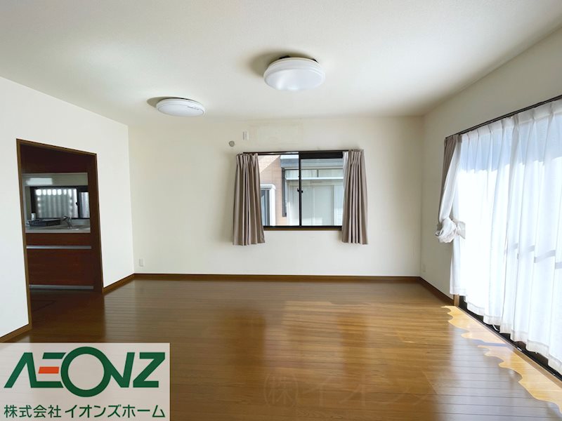 愛知県名古屋市緑区鶴が沢３丁目 内観写真（リビング）