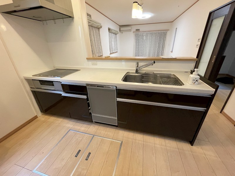佐島の丘2丁目　中古戸建 内観写真（キッチン）