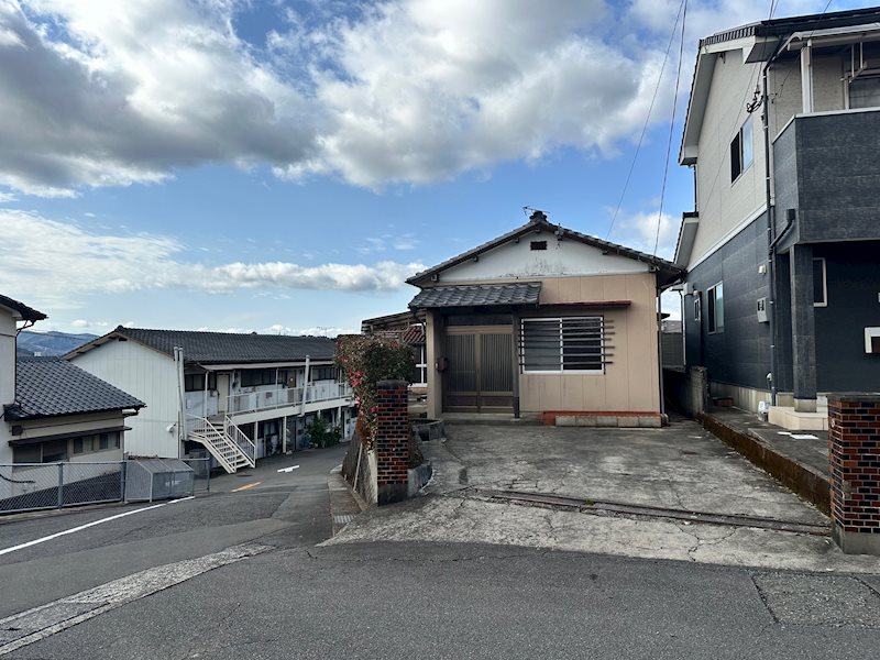 平山町 売家 外観写真