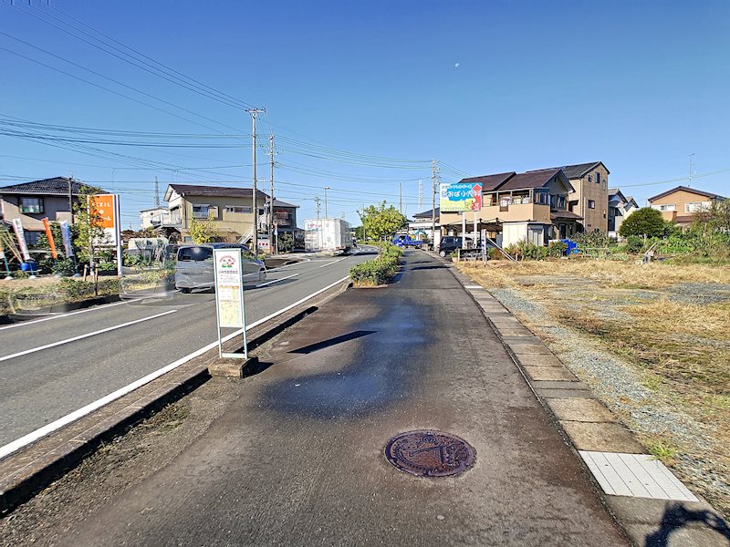 浜松市浜名区小林 現地写真（前面道路含む現地写真）