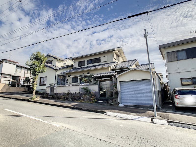 掛川市葛ヶ丘三丁目  外観写真