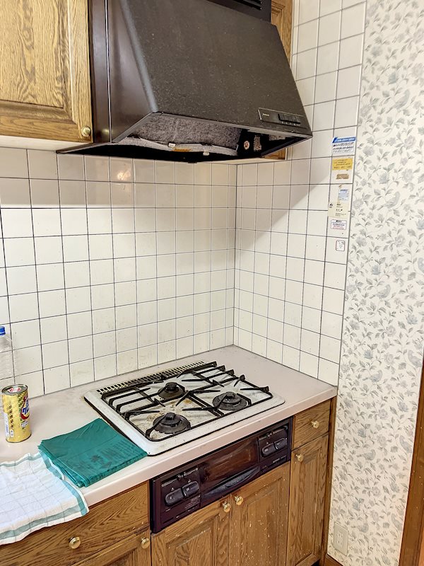 3口ガスコンログリル付きです。 袋井市下山梨1丁目 その他