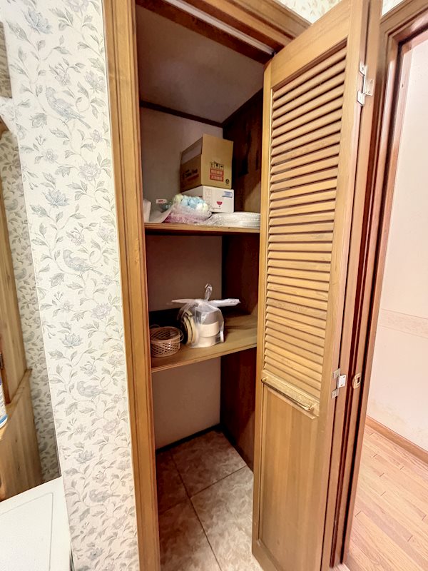 パントリーとして食品等のストックが収納できます。 袋井市下山梨1丁目 その他