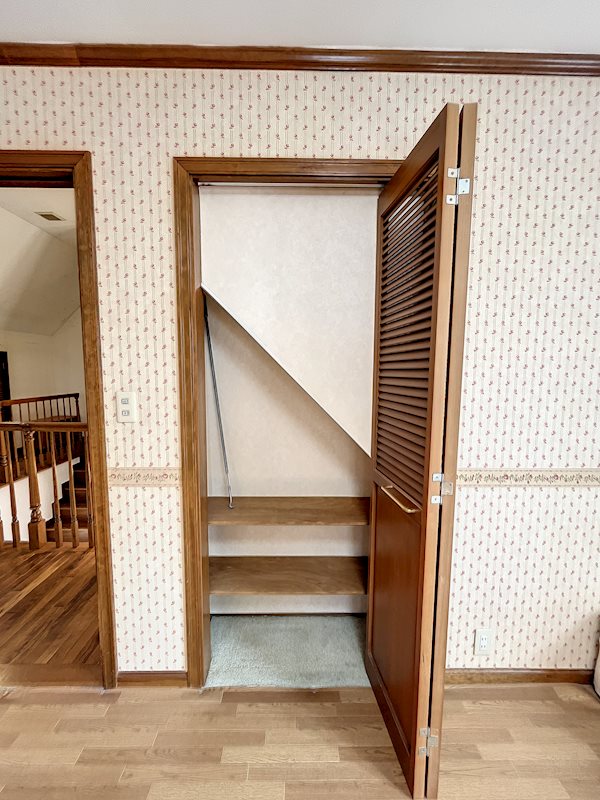西側洋室の収納スペースです。 袋井市下山梨1丁目 その他