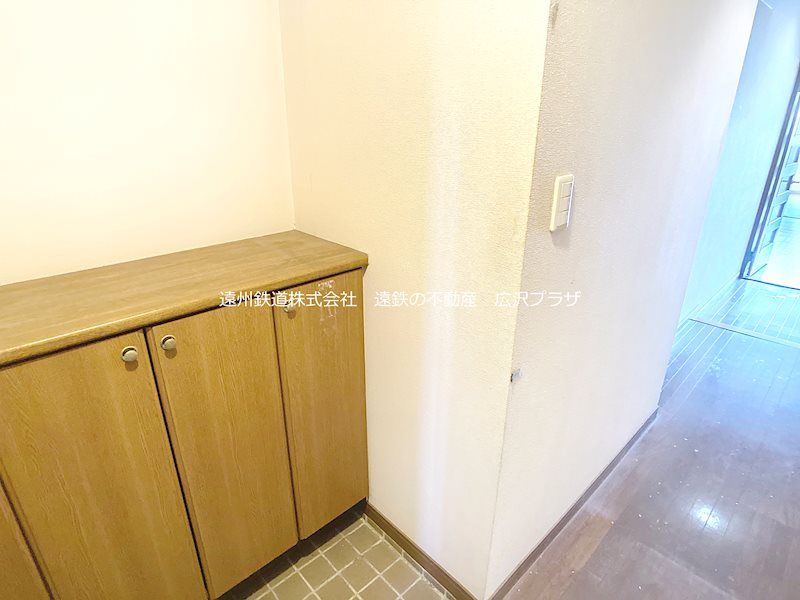 広沢プラザ TEL456-0055 までお気軽にお問い合わせください。 ロイヤルシャトー高丘 その他