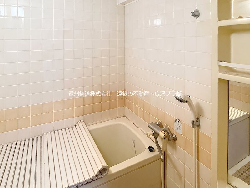 広沢プラザ TEL456-0055 までお気軽にお問い合わせください。 ロイヤルシャトー高丘 その他