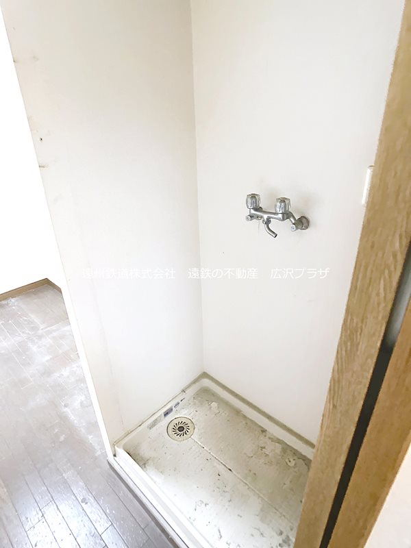 広沢プラザ TEL456-0055 までお気軽にお問い合わせください。 ロイヤルシャトー高丘 その他