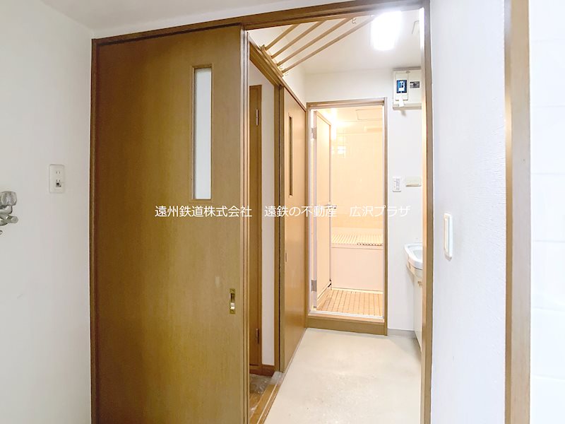 広沢プラザ TEL456-0055 までお気軽にお問い合わせください。 ロイヤルシャトー高丘 その他