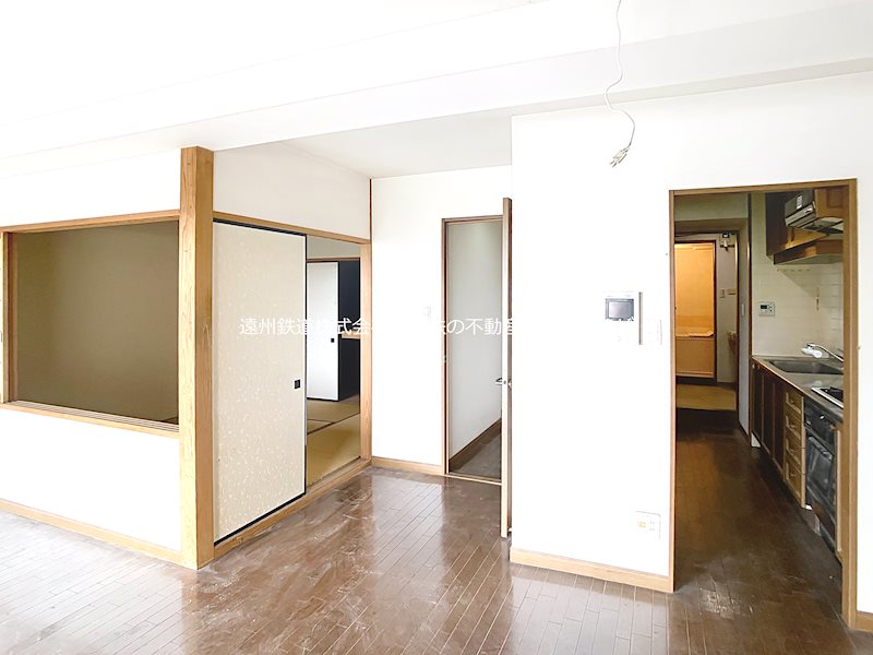 広沢プラザ TEL456-0055 までお気軽にお問い合わせください。 ロイヤルシャトー高丘 その他