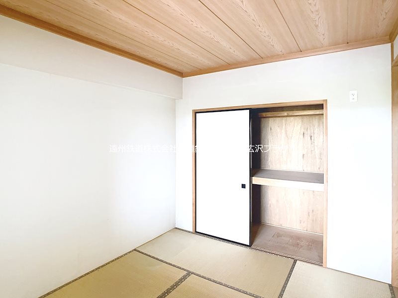 広沢プラザ TEL456-0055 までお気軽にお問い合わせください。 ロイヤルシャトー高丘 その他