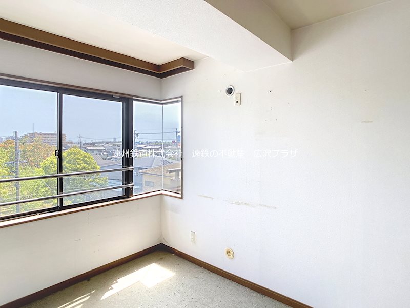 広沢プラザ TEL456-0055 までお気軽にお問い合わせください。 ロイヤルシャトー高丘 その他