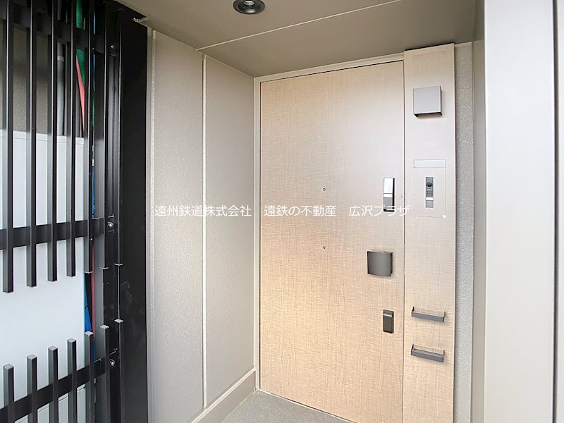 一条レジデンス西伊場 現地写真（玄関）