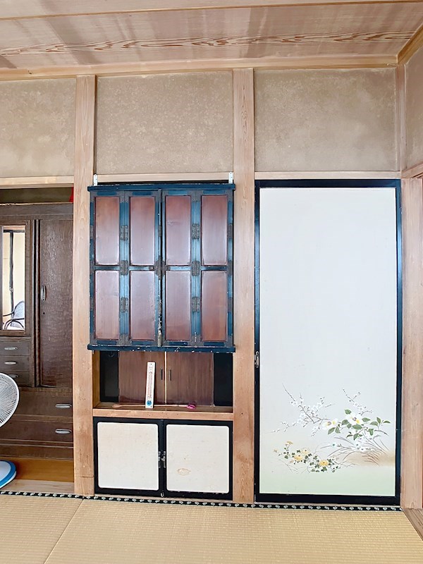 仏間と押し入れがあります。 掛川市二瀬川 その他