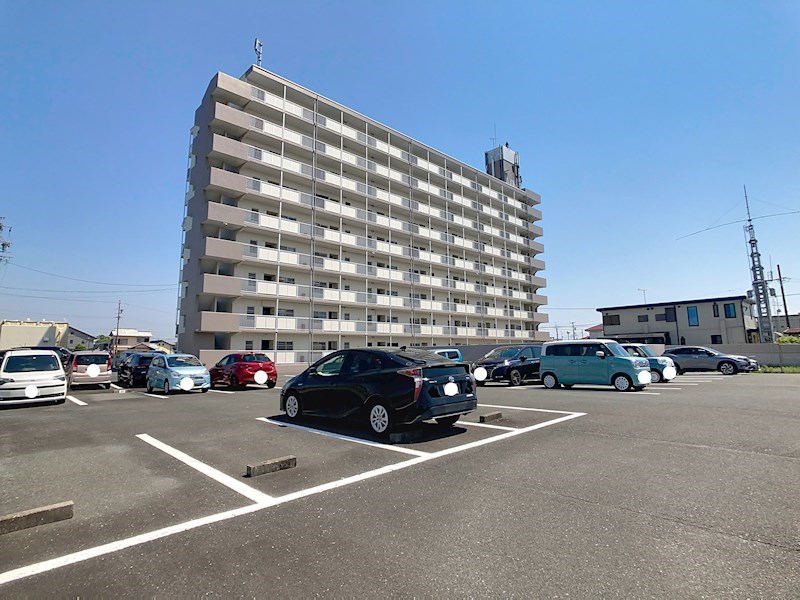 プライムタウン62 共用部写真（駐車場）