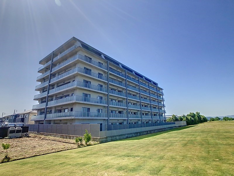 エンブルガーデン浜名湖 301号室 外観写真